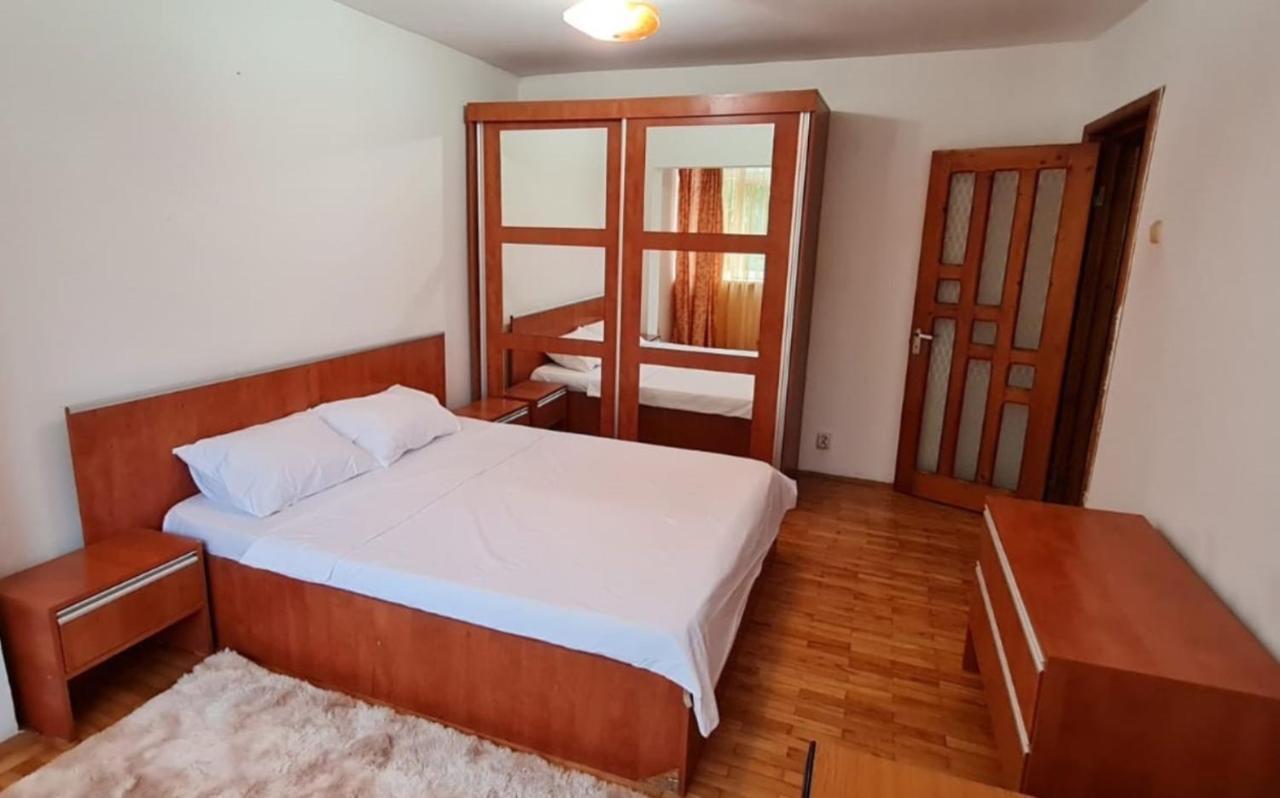 Apartament Florina Apartment คอนสตันซา ภายนอก รูปภาพ